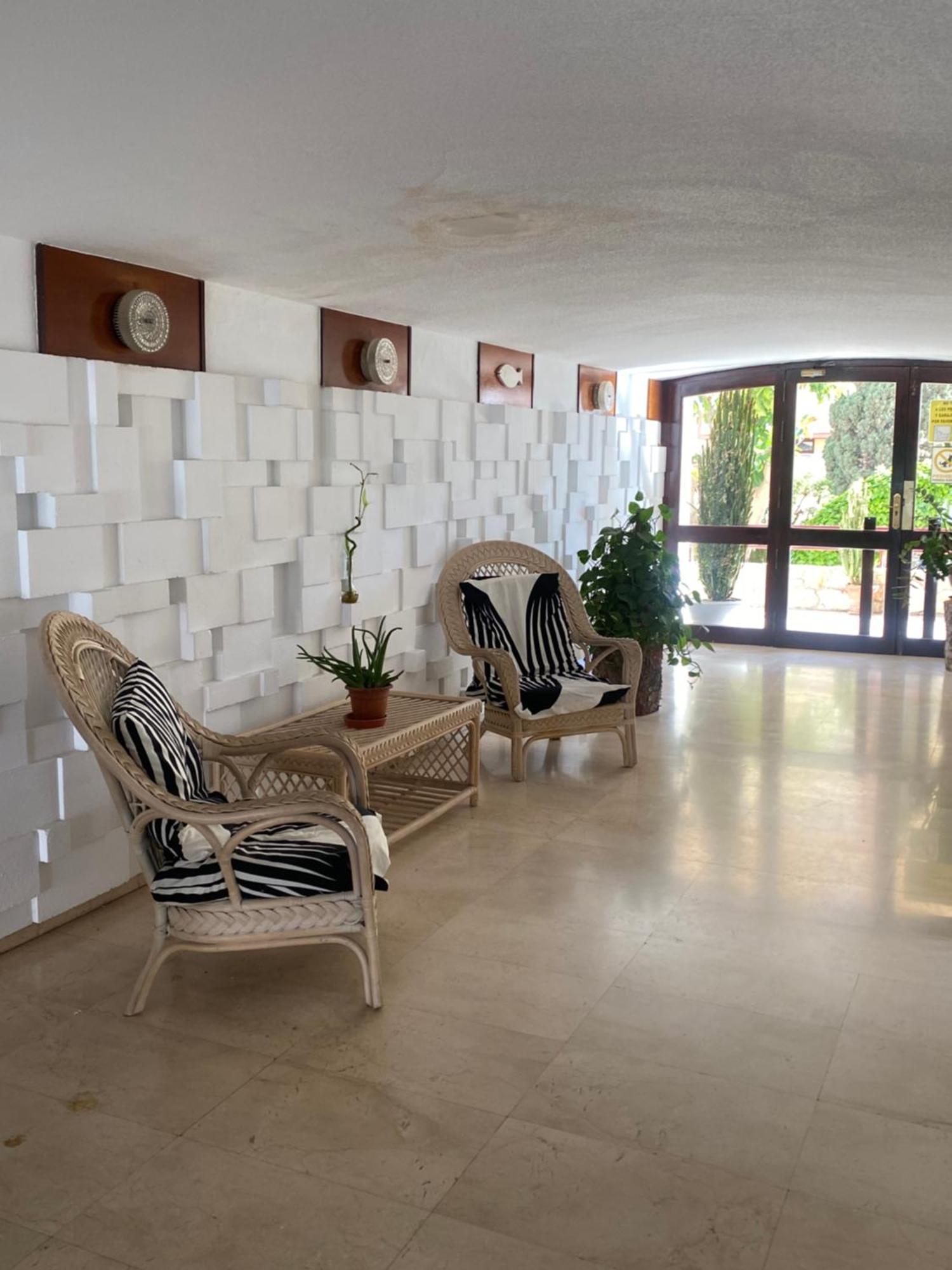 Sea View Apartments, Μπένιντορμ Εξωτερικό φωτογραφία