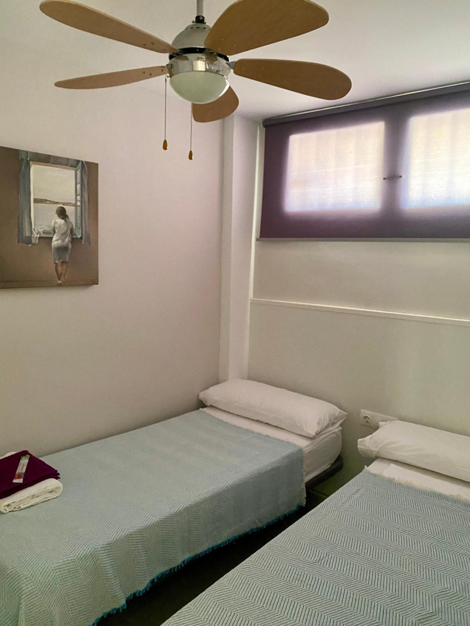 Sea View Apartments, Μπένιντορμ Εξωτερικό φωτογραφία